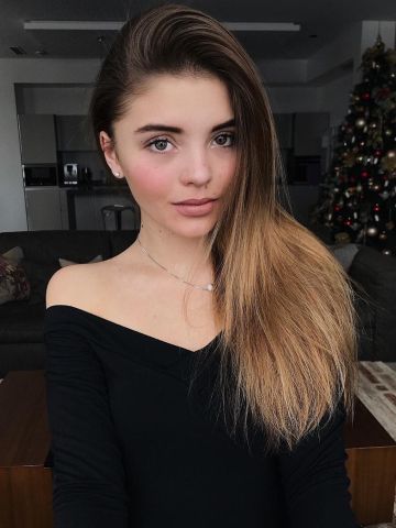 Олечка